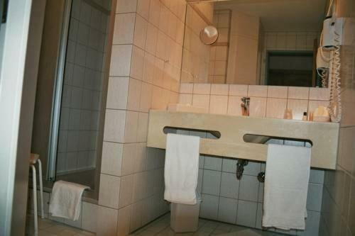 Altes Forsthaus Goseplack Hotel Hardegsen Buitenkant foto